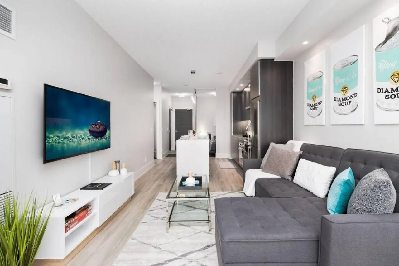 Luxury Cn Tower View King Bed Balcony Free Park Villa Toronto