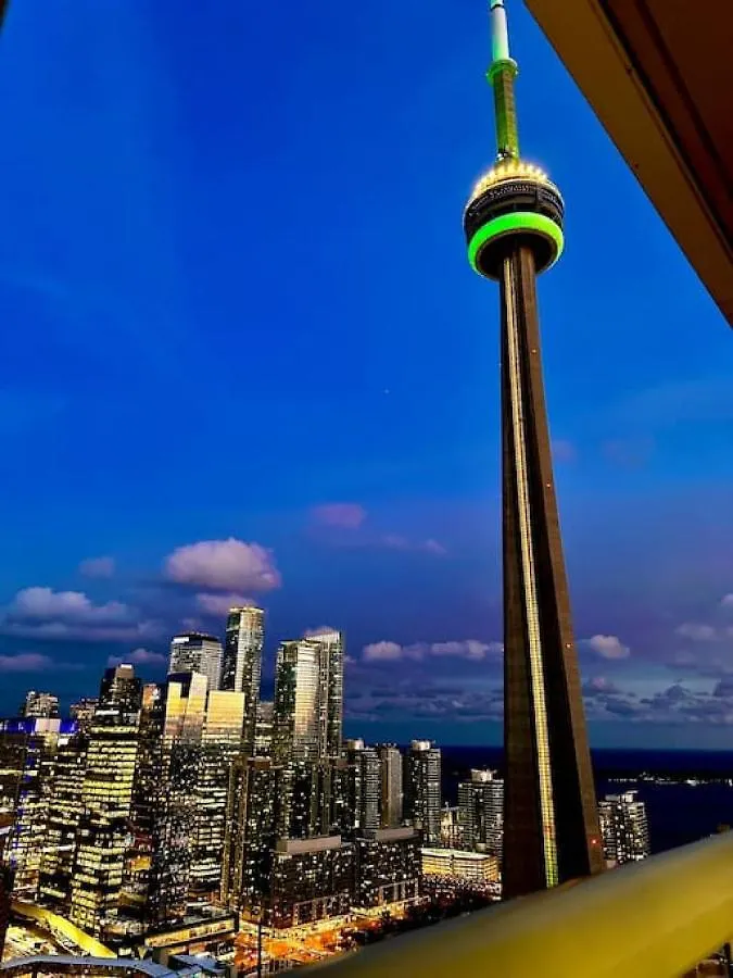 Luxury Cn Tower View King Bed Balcony Free Park Villa Toronto